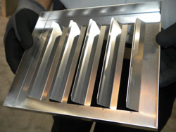 钣金加工企业如何通过引进自动化折弯成型设备降低生产成本,提高产品质量?-中山米乐在线登录官网-米乐(中国)-米乐在线登录官网-米乐(中国) 钣金加工企业如何通过引进自动化折弯成型设备降低生产成本,提高产品质量?-中山米乐在线登录官网-米乐(中国)-米乐在线登录官网-米乐(中国)