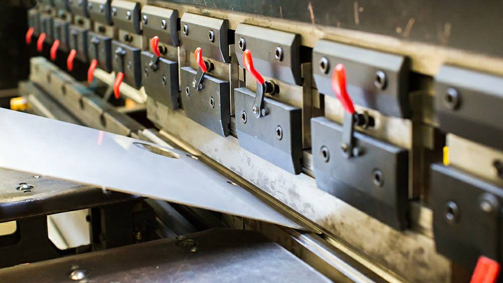 制作钣金加工项目都有哪些基础设备？-米乐在线登录官网-米乐(中国)